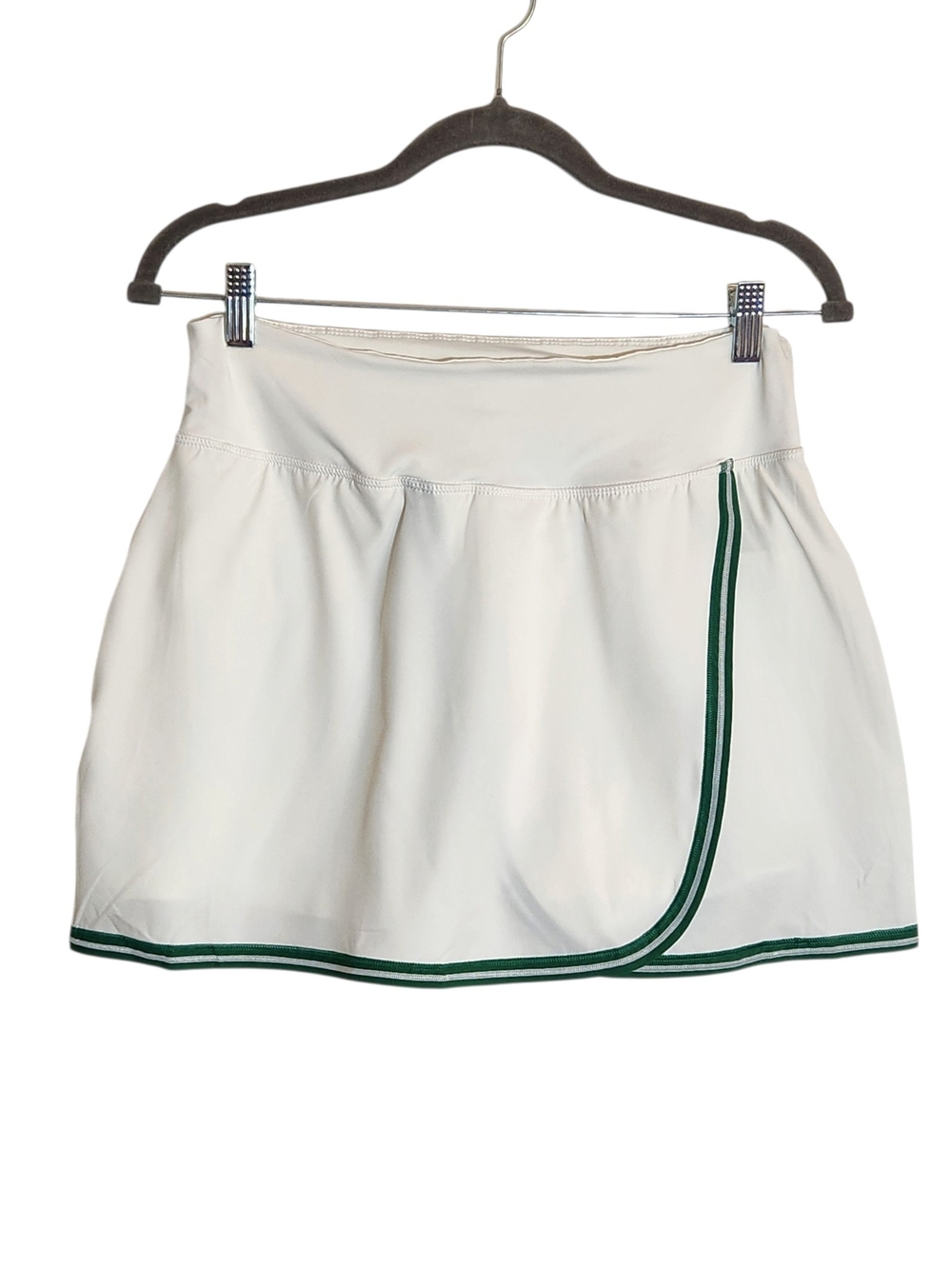 Crane White and Green Athleisure Skort NWT Size Small Flaw